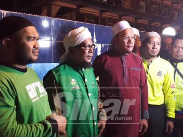 Antara ahli Pas dan pemimpin yang hadir.
