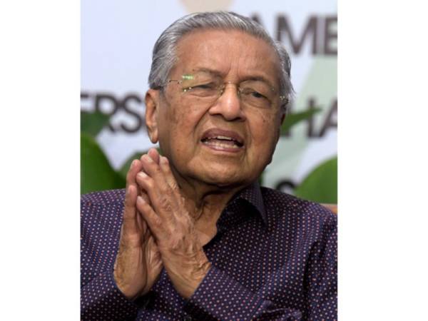Mahathir Mohamad ketika sidang media pada Majlis Sambutan Hari Landskap Negara 2019 bertemakan "Malaysia Negara Taman Terindah" di Taman Botani hari ini. 