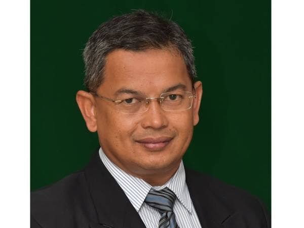 DR AZMAN IBRAHIM