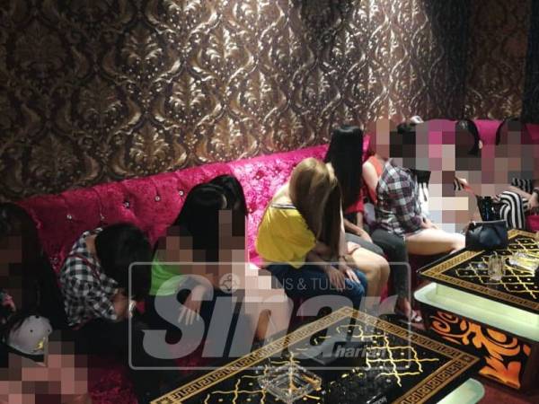 Antara wanita warga Thailand yang ditahan.