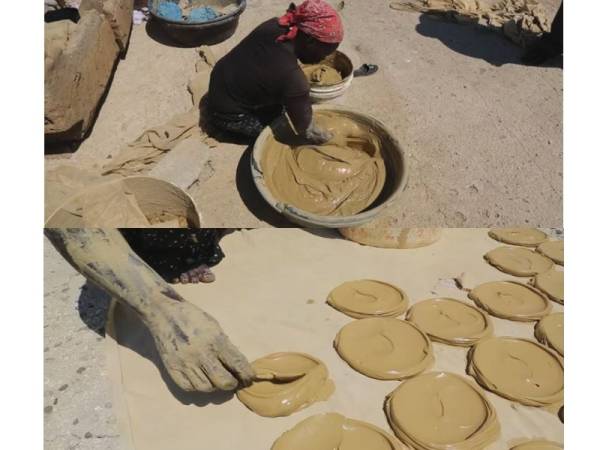 Penduduk menyediakan kek lumpur sebelum dijemur di tengah panas. - Foto Press TV