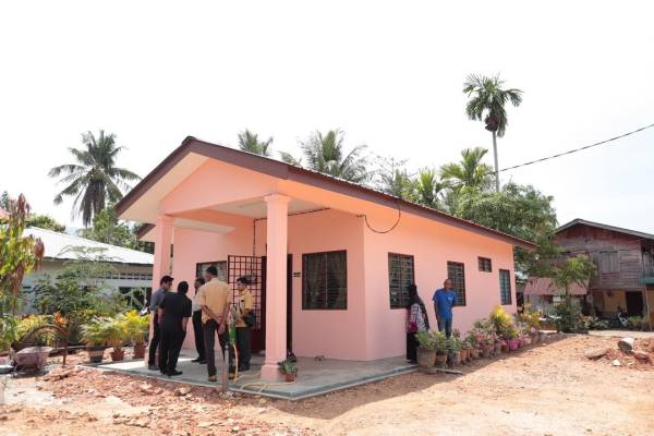 Rumah yang dibina oleh LZNK bernilai RM43,000.