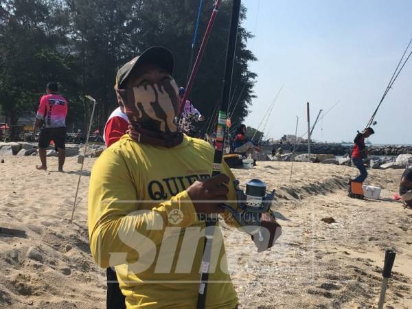 Pelbagai aksi pemancing