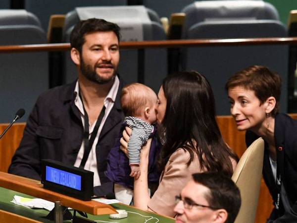 Ardern menjadi pemimpin pertama membawa bayinya ke Perhimpunan Agung PBB.