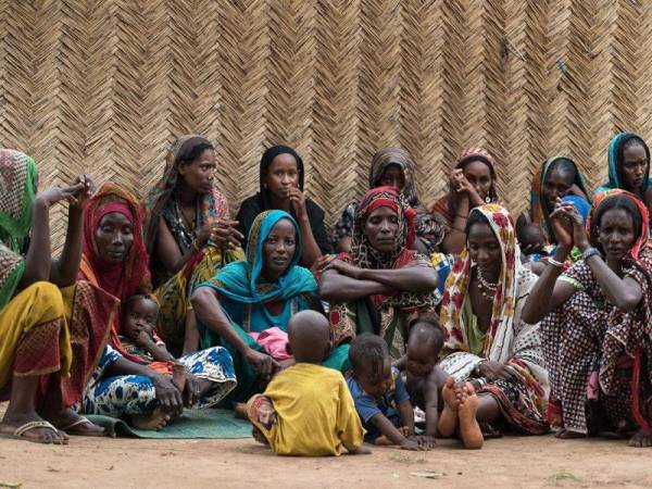 Penduduk etnik Fulani sering menjadi sasaran pemburu etnik Dogon