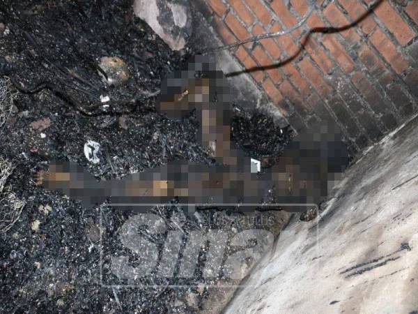 Mayat seorang lelaki ditemui rentung di sebuah bilik dalam kejadian kebakaran itu.