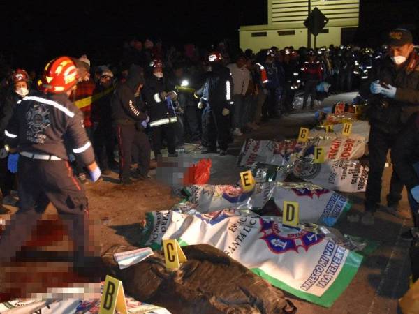 Sebahagian daripada mayat mangsa kejadian rempuhan tersebut.