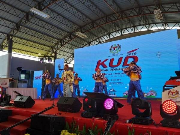 Persembahan boria turut diadakan untuk menarik pengunjung ke KUD 2019 Zon Utara 1
