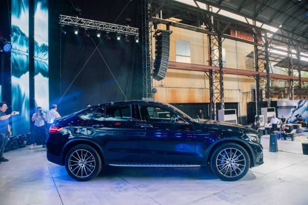 GLC 300 Coupe AMG Line.