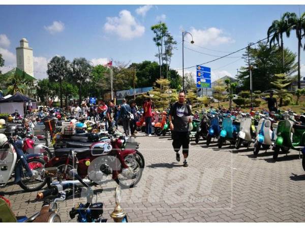 Selain permotoran, pelbagai aktiviti lain turut disediakan penganjur sempena Gheyuh Ghendah Festival berlangsung di Sp Plaza.