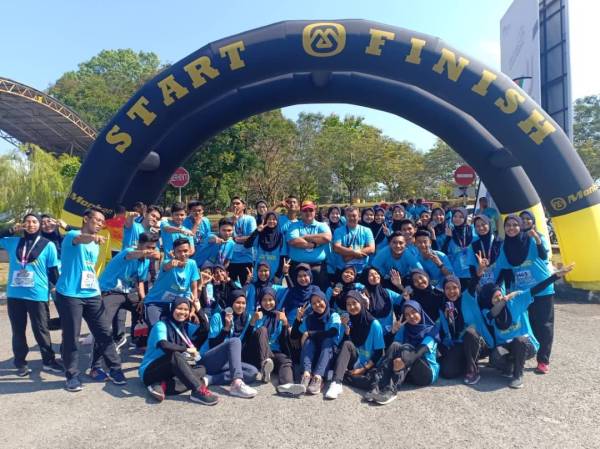 Antara peserta yang menyertai Fun Run dan Fun Ride.
