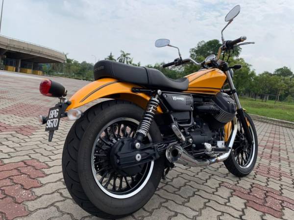 Kerangka tiub besi berkembar ALS menjadikan rekaan lebih kemas.