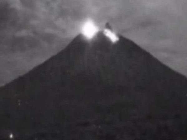 Status amaran Agung kekal di peringkat kedua tertinggi. 