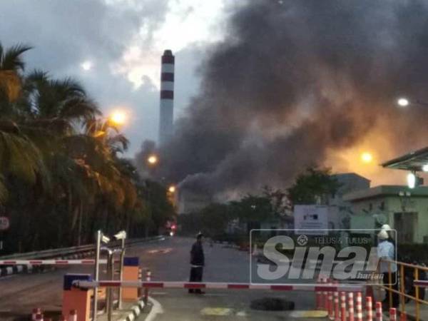 Kebakaran di Tanjung Bin.