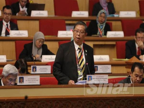 Mohammad Nizar ketika menjawab soalan tambahan dikemukakan Datuk Abdul Manaf Hashim (Pengkalan Baharu-BN) pada Persidangan DUN Perak, hari ini.
