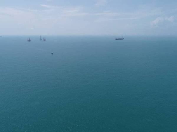 Keadaan laut di kawasan berkenaan yang bebas daripada sisa minyak tersebut.