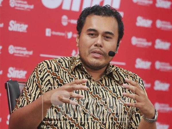 Prof Dr Mohd Azizuddin Mohd Sani