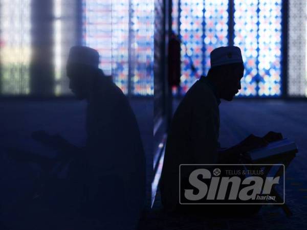 19 Jun 2017 Malaysia  #QURANHOUR Masjid Sultan Salahudin Abdul Aziz Shah
 