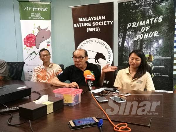 Vincent pada sidang media Pelancaran Brosur Primates of Johor hari ini.