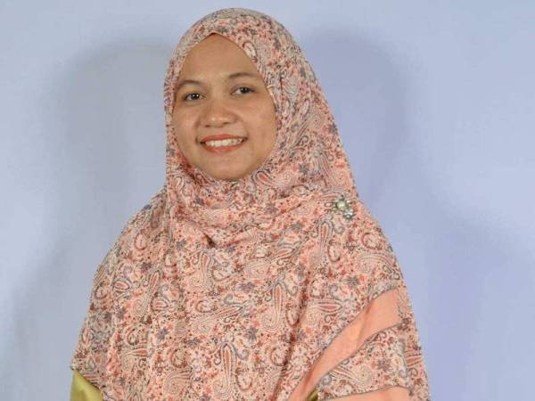 USTAZAH ASMAK