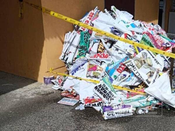 Kira-kira 2,000 iklan haram ditanggalkan dalam operasi diadakan di empat lokasi.