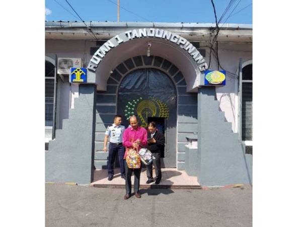 Mahabob dibebaskan dari penjara di Tanjung Pinang pada Mei tahun lepas. 