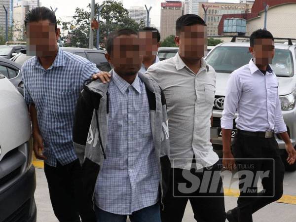 Cawangan Khas E8 menahan suspek disyaki pengganas Daesh dalam serbuan berasingan sejak 5 Mei, yang merancang untuk menyerang rumah ibadah serta pusat hiburan di dalam negara.