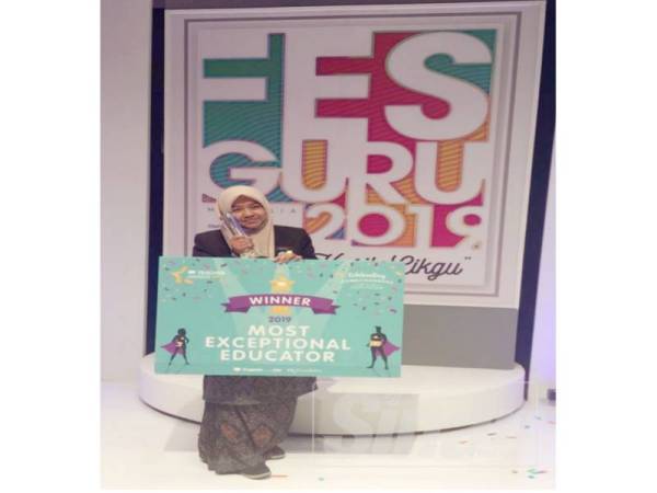 Kamariah di Majlis Pelancaran Festival Guru Malaysia 2019 di Spice Arena di Pulau Pinang.