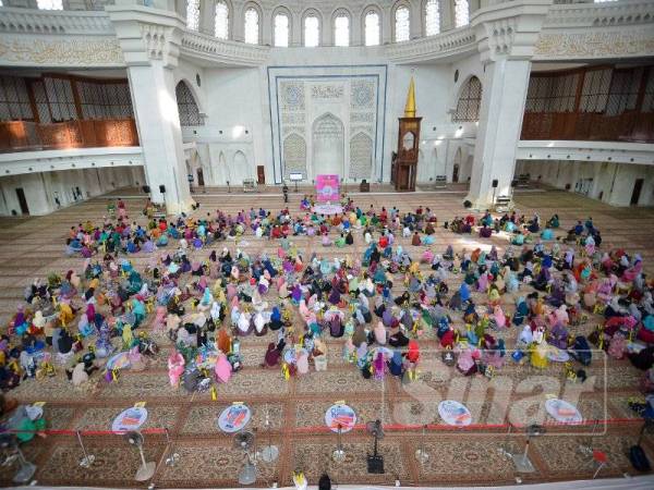 Program Pembudayaan al-Quran: Hasil 2019 #QuranHour anjuran PERKIS Kuala Lumpur dengan kerjasama Jabatan Khidmat Korporat LHDN di Masjid Wilayah Persekutuan hari ini.
Foto: SHARIFUDIN ABDUL RAHIM