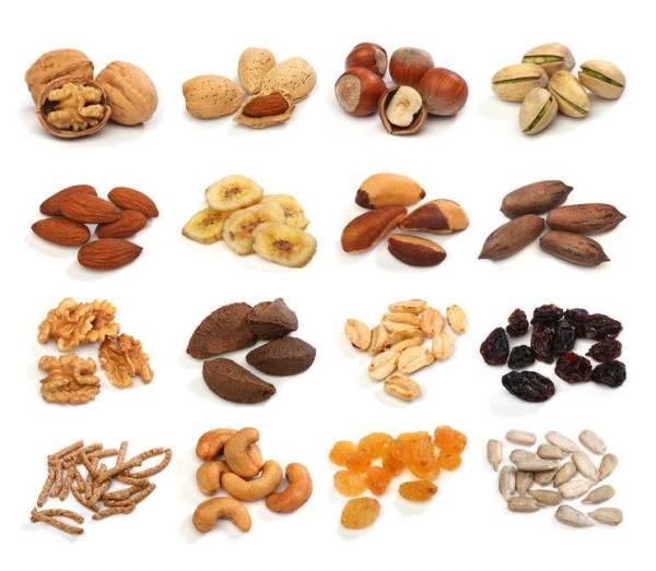 Buah kering dan kekacang yang banyak khasiatnya.