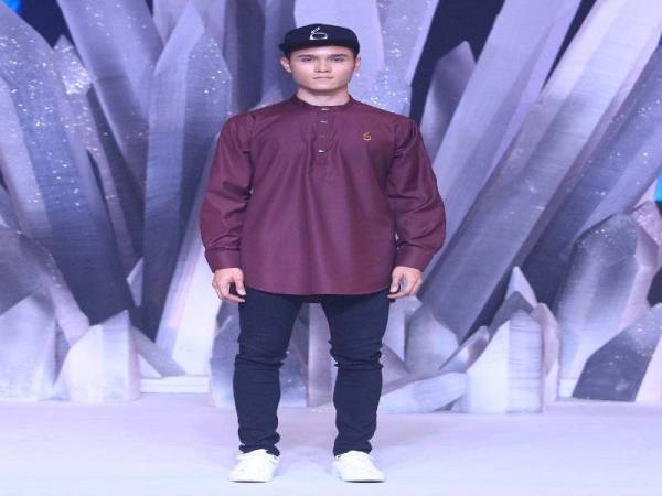  Kurta Andika Cranberry
