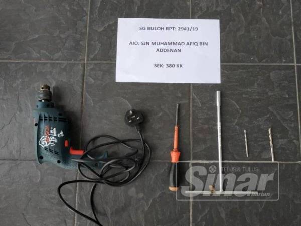 Perkakasan yang dipercayai digunakan kumpulan Gedegang melakukan kegiatan mencuri mesin air tin layan diri.