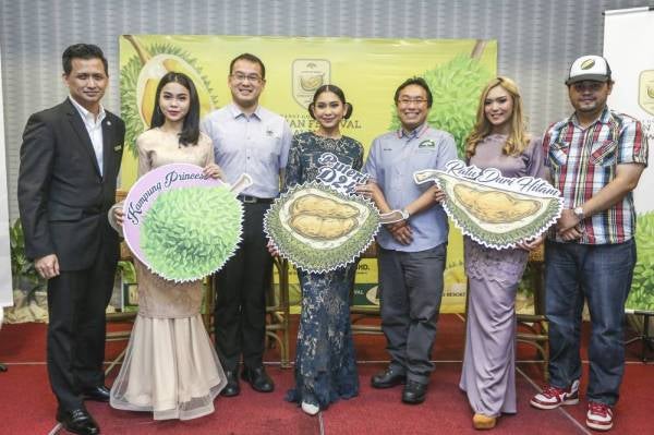 Majlis pelancaran Sahabat Festival Durian Bangi Golf Resort.