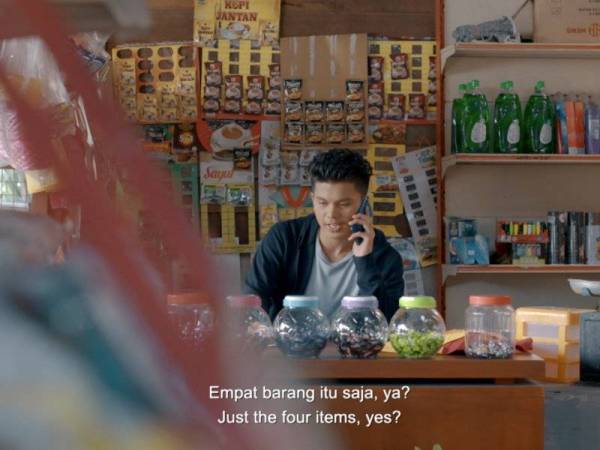 Penyanyi Haqiem Rusli turut membuat penampilan istimewa dalam Iklan raya Hero Setulus Ikhlas.