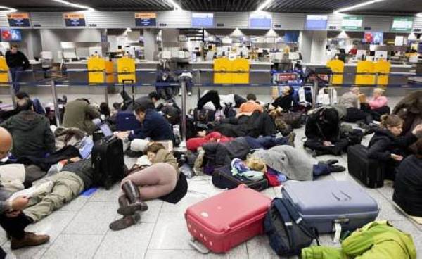 Jika berlaku kelewatan lima jam atau lebih dan penginapan bermalam diperlukan, syarikat penerbangan berkenaan perlu menyediakannya. (Gambar hiasan)