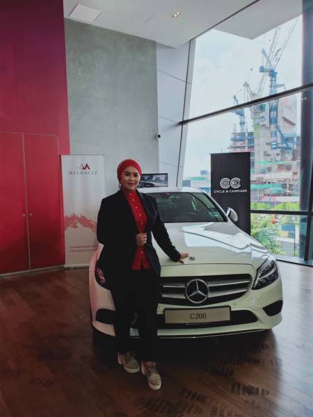 Masdiana tidak pernah kesal meninggalkan kerjaya terdahulu demi merubah kehidupan keluarga.