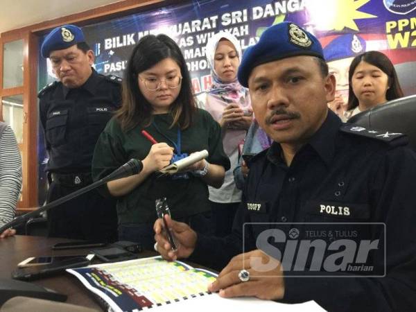 Komander PPM, SAC Mohd Yusoff Mamat ketika bercakap kepada pemberita di Markas PPM Wilayah 2 Tampoi di sini hari ini.