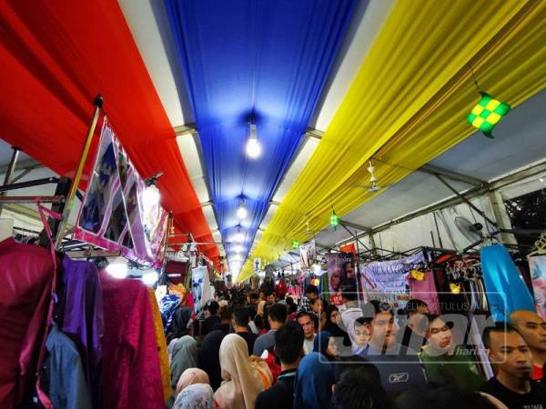 Bazar Ramadan Jalan Raja hanya menempatkan lot perniagaan barangan kering.