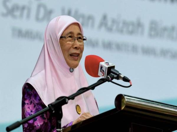 Timbalan Perdana Menteri Datuk Seri Dr Wan Azizah Wan Ismail - Foto Bernama 