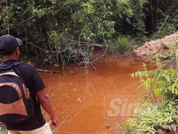 Sumber Air Tandak Yang Digunakan Penduduk Orang Asli Kuala Koh, Didakwa Tercemar.