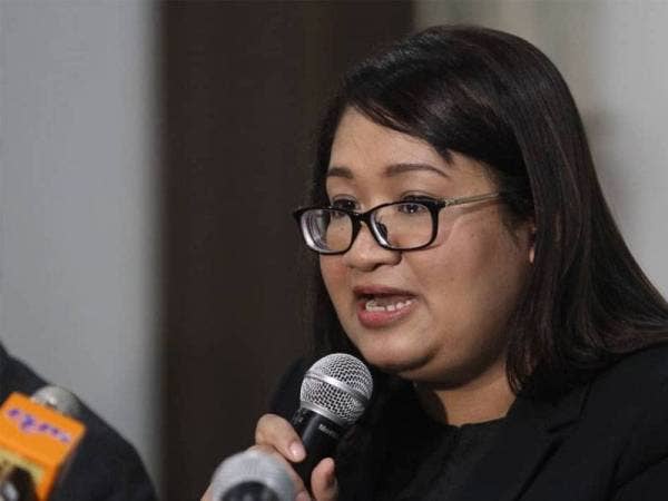 Syazlin bercakap pada sidang media bertempat di Majlis Perundingan Melayu, Jalan Ledang Off Jalan Duta. - Foto Sinar Harian Asril Aswandi Shukor.