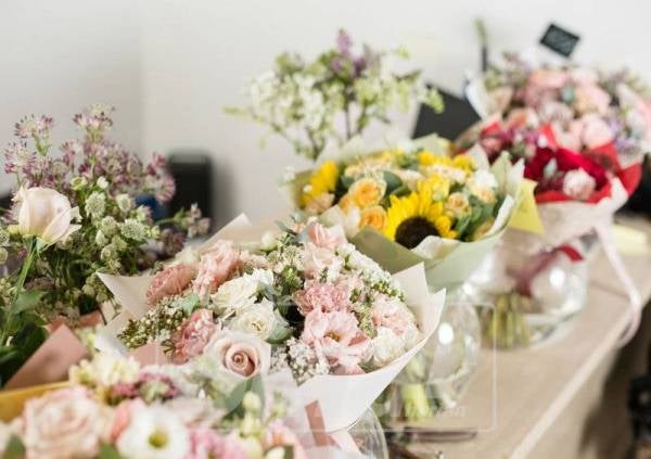 SETIAP bunga mempunyai makna tersendiri.