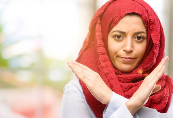 Jangan bersifat riak kerana ia sebenarnya hanya akan merugikan diri sendiri dengan membatalkan segala amal ibadah yang dilakukan. -GAMBAR HIASAN.