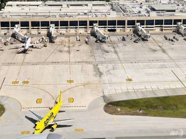 Program Reuniting Families diumumkan syarikat penerbangan Volaris kelmarin bertujuan untuk membantu penghantaran pulang migran.