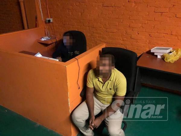 Dua warga Bangladesh yang berperanan sebagai penjaga ditahan dalam serbuan Ops Dadu di sebuah premis di Jalan Alor, Kuala Lumpur, awal pagi tadi.