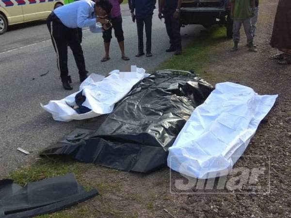 Tiga lelaki dilaporkan maut dalam nahas membabitkan kereta dan bas di Gerik hari ini.