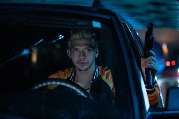 Antara aksi Iko dalam filem Stuber