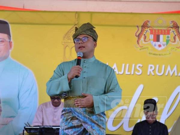 Amirudin berucap di Majlis Rumah Terbuka Aidilfitri PH Selangor, Parlimen Gombak dan DUN Sungai Tua yang berlangsung di Padang Awam Batu Caves.