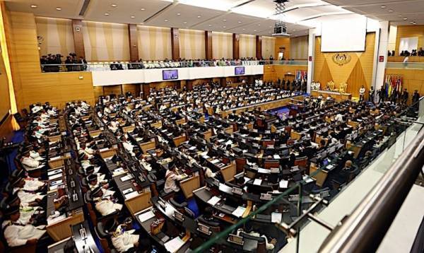 Dewan Rakyat - FOTO BERNAMA