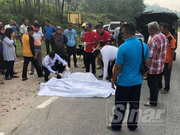 Mangsa berusia 72 tahun meninggal dunia di tempat kejadian.